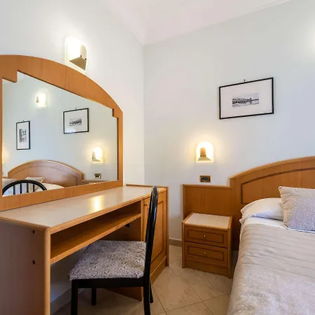 Comfort Gardenia Coast