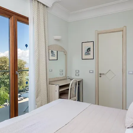 Otel Gardenia Sorrento, Ascend Collection 4*