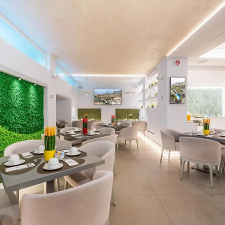 Gardenia Sorrento, Ascend Collection 4*