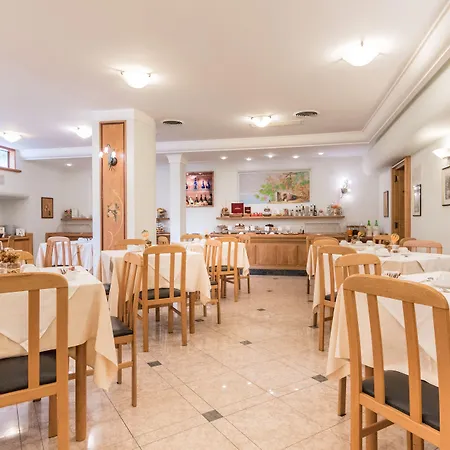 Gardenia Sorrento, Ascend Collection 4*