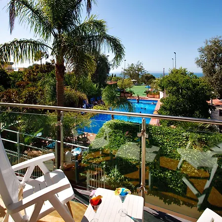 Gardenia Sorrento, Ascend Collection