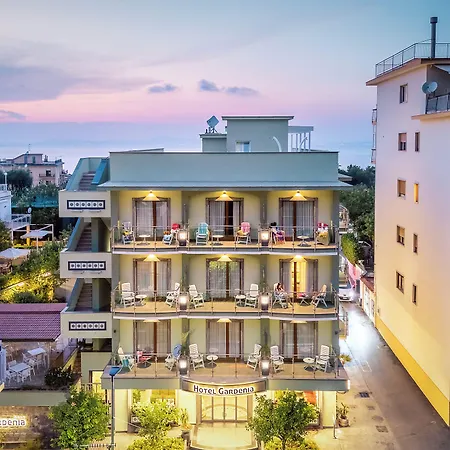 Gardenia Sorrento, Ascend Collection